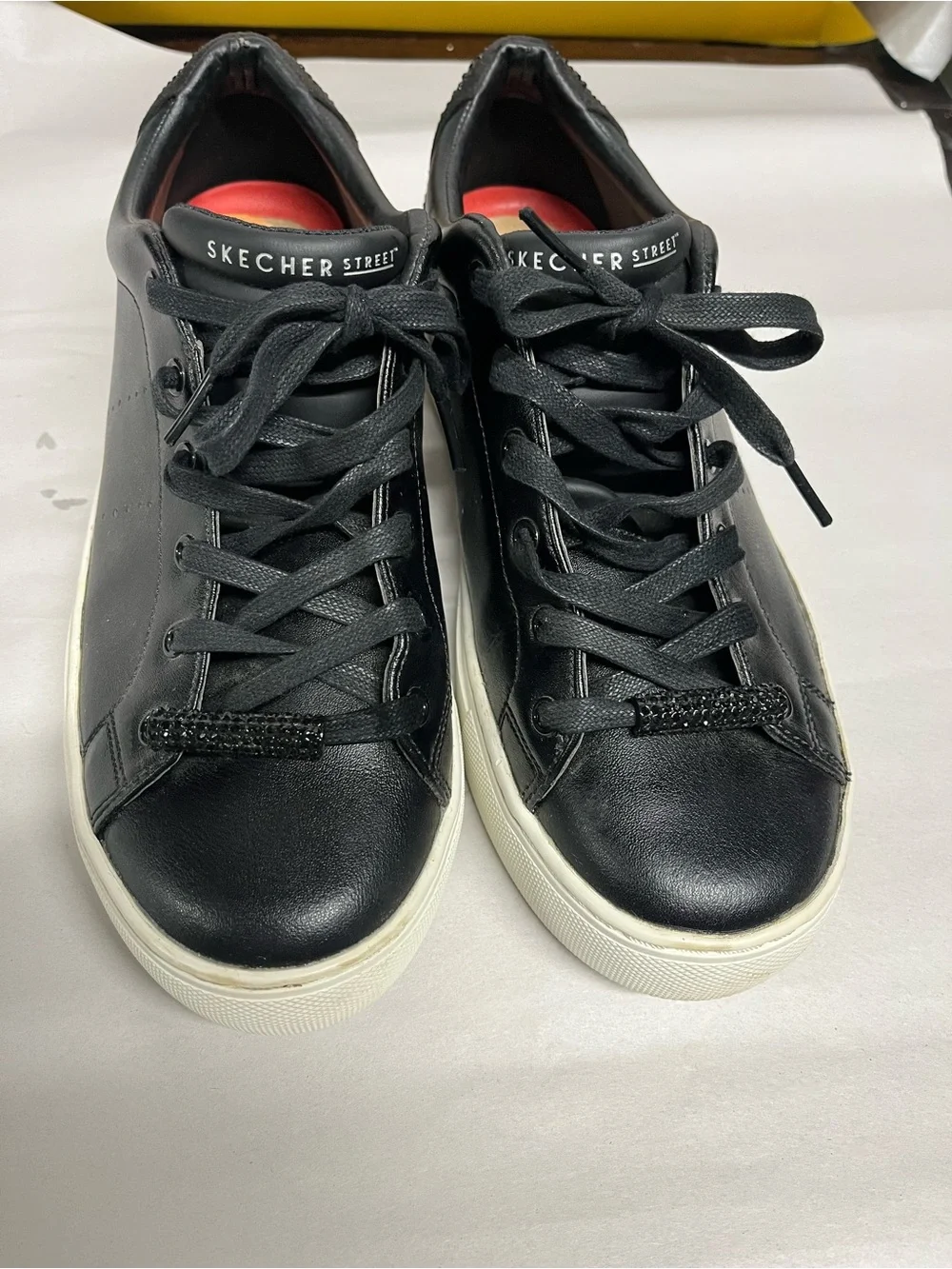 Skechers be happy sneakers size 10